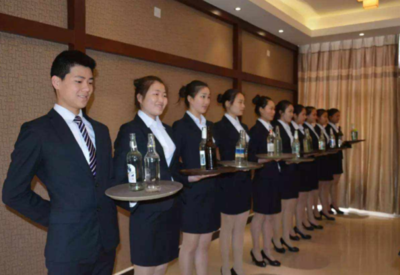 品牌管理注定是“吃青春饭”的大学专业？45岁不得不退休，实情令人深思